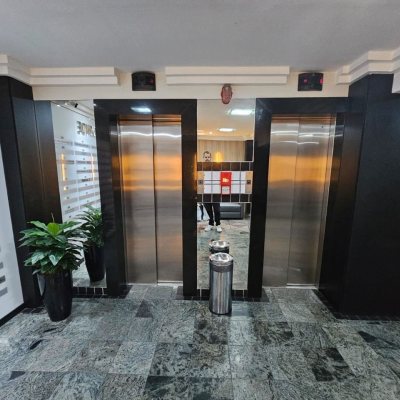 Sala com 37m², no bairro Centro em Florianópolis