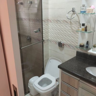 Casa Residencial com 295m², 4 quartos, 2 suítes, 3 garagens, no bairro Trindade em Florianópolis