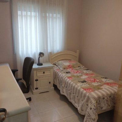 Casa Residencial com 295m², 4 quartos, 2 suítes, 3 garagens, no bairro Trindade em Florianópolis