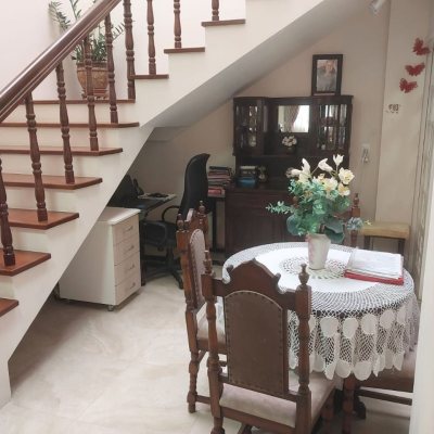 Casa Residencial com 295m², 4 quartos, 2 suítes, 3 garagens, no bairro Trindade em Florianópolis