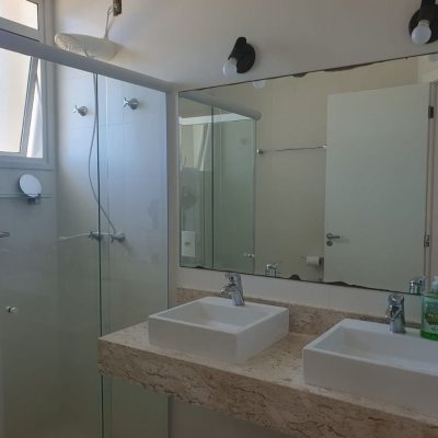 Casa em Condomínio com 169m², 3 quartos, 3 suítes, 1 garagem, no bairro Cachoeira Do Bom Jesus em Florianópolis