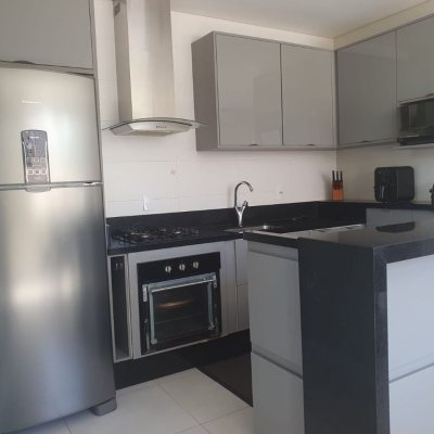 Casa em Condomínio com 169m², 3 quartos, 3 suítes, 1 garagem, no bairro Cachoeira Do Bom Jesus em Florianópolis