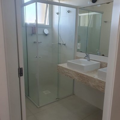 Casa em Condomínio com 169m², 3 quartos, 3 suítes, 1 garagem, no bairro Cachoeira Do Bom Jesus em Florianópolis