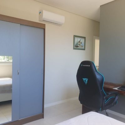 Casa em Condomínio com 169m², 3 quartos, 3 suítes, 1 garagem, no bairro Cachoeira Do Bom Jesus em Florianópolis