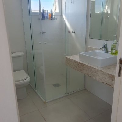 Casa em Condomínio com 169m², 3 quartos, 3 suítes, 1 garagem, no bairro Cachoeira Do Bom Jesus em Florianópolis