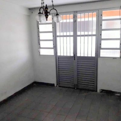 Casa Residencial com 74m², 4 quartos, 1 garagem, no bairro Coloninha em Florianópolis