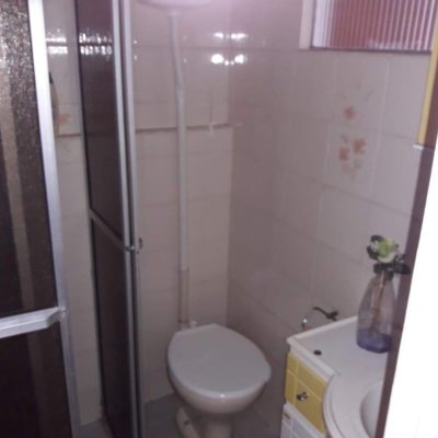 Casa Residencial com 74m², 4 quartos, 1 garagem, no bairro Coloninha em Florianópolis