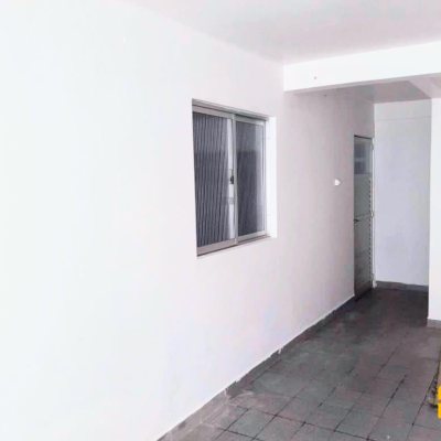 Casa Residencial com 74m², 4 quartos, 1 garagem, no bairro Coloninha em Florianópolis