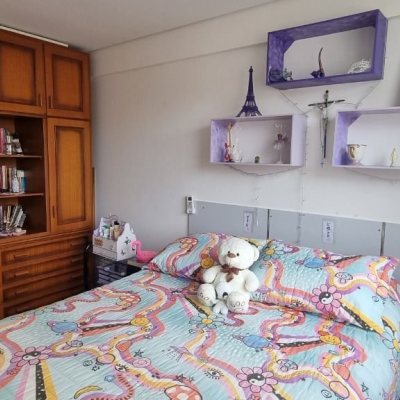 Apartamentos com 106m², 3 quartos, 1 suíte, 2 garagens, no bairro Barreiros em São José