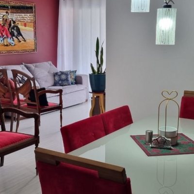 Apartamentos com 106m², 3 quartos, 1 suíte, 2 garagens, no bairro Barreiros em São José