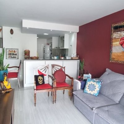 Apartamentos com 106m², 3 quartos, 1 suíte, 2 garagens, no bairro Barreiros em São José