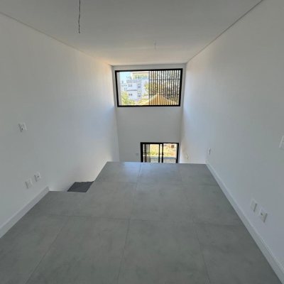 Loft com 44m², 1 quarto, 1 suíte, 1 garagem, no bairro Novo Campeche em Florianópolis