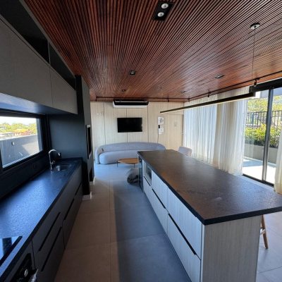 Loft com 44m², 1 quarto, 1 suíte, 1 garagem, no bairro Novo Campeche em Florianópolis