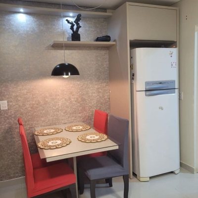 Sobrado Residencial com 120m², 2 quartos, 2 suítes, 2 garagens, no bairro São João Do Rio Vermelho em Florianópolis