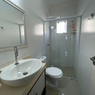 Apartamentos com 76m², 3 quartos, 1 suíte, 1 garagem, no bairro Ingleses do Rio Vermelho em Florianópolis