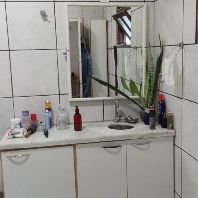Casa Residencial com 140m², 2 quartos, 2 garagens, no bairro Tapera da Base em Florianópolis