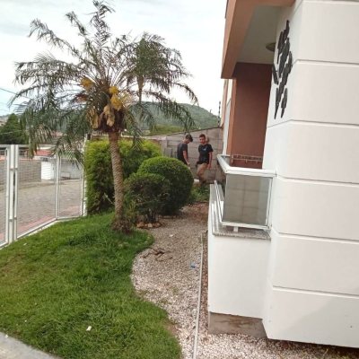 Apartamentos com 52m², 2 quartos, 1 garagem, no bairro Potecas em São José