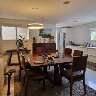 Casa em Condomínio com 400m², 6 quartos, 6 suítes, 2 garagens, no bairro Praia Mole em Florianópolis