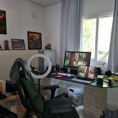 Casa em Condomínio com 400m², 6 quartos, 6 suítes, 2 garagens, no bairro Praia Mole em Florianópolis