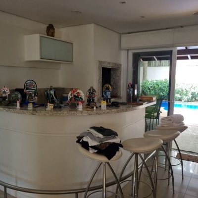 Casa em Condomínio com 400m², 6 quartos, 6 suítes, 2 garagens, no bairro Praia Mole em Florianópolis