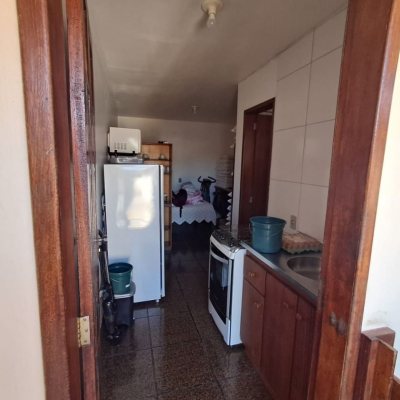 Pousada com 500m², 12 quartos, 12 suítes, 11 garagens, no bairro Canasvieiras em Florianópolis