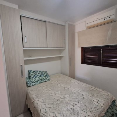 Pousada com 500m², 12 quartos, 12 suítes, 11 garagens, no bairro Canasvieiras em Florianópolis