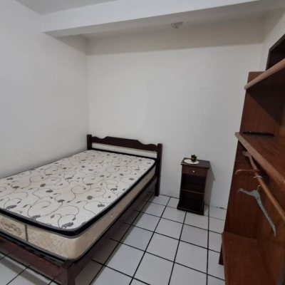 Pousada com 500m², 12 quartos, 12 suítes, 11 garagens, no bairro Canasvieiras em Florianópolis