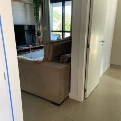 Apartamentos com 71m², 2 quartos, 1 suíte, 1 garagem, no bairro Canasvieiras em Florianópolis