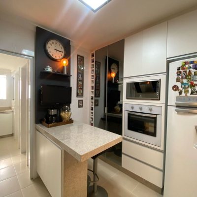 Apartamentos com 109m², 3 quartos, 1 suíte, 2 garagens, no bairro Jardim Atlântico em Florianópolis