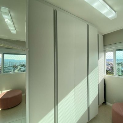 Apartamentos com 109m², 3 quartos, 1 suíte, 2 garagens, no bairro Jardim Atlântico em Florianópolis