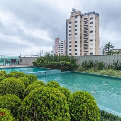 Apartamentos com 112m², 2 quartos, 2 suítes, 2 garagens, no bairro Centro em Florianópolis
