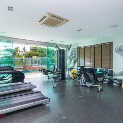 Apartamentos com 112m², 2 quartos, 2 suítes, 2 garagens, no bairro Centro em Florianópolis