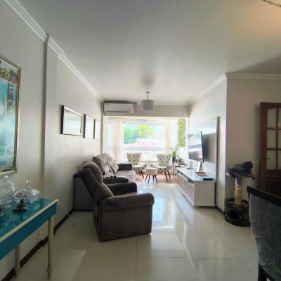 Apartamentos com 91m², 3 quartos, 1 suíte, 1 garagem, no bairro Abraão em Florianópolis