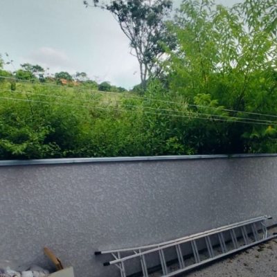 Casa Residencial com 145m², 3 quartos, 1 suíte, 2 garagens, no bairro Ingleses do Rio Vermelho em Florianópolis