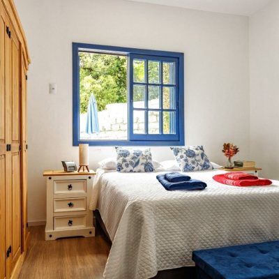 Casa Residencial com 117m², 3 quartos, 1 suíte, 2 garagens, no bairro Sambaqui em Florianópolis