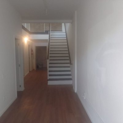 Loja com 130m², no bairro Lagoa Da Conceição em Florianópolis