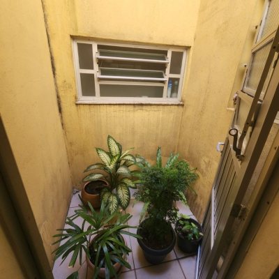 Casa Residencial com 330m², 5 quartos, 3 garagens, no bairro Balneário em Florianópolis