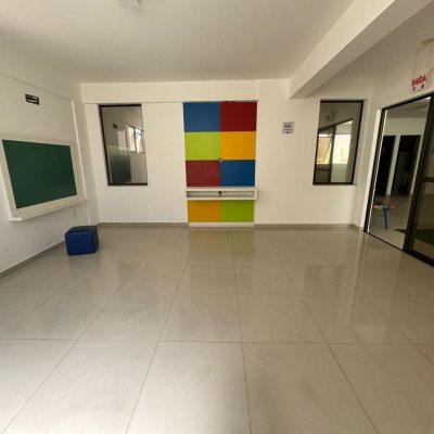 Apartamentos com 225m², 2 quartos, 2 suítes, 2 garagens, no bairro Kobrasol em São José