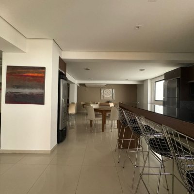 Apartamentos com 225m², 2 quartos, 2 suítes, 2 garagens, no bairro Kobrasol em São José