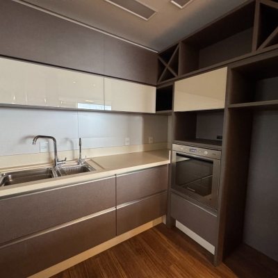 Apartamentos com 225m², 2 quartos, 2 suítes, 2 garagens, no bairro Kobrasol em São José