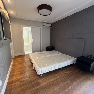 Apartamentos com 225m², 2 quartos, 2 suítes, 2 garagens, no bairro Kobrasol em São José