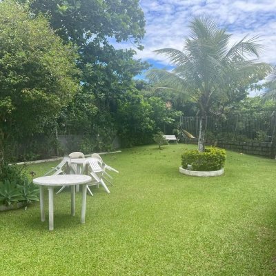 Casa Residencial com 152m², 2 quartos, 1 suíte, 2 garagens, no bairro Cachoeira Do Bom Jesus em Florianópolis