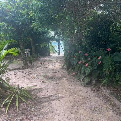 Casa Residencial com 152m², 2 quartos, 1 suíte, 2 garagens, no bairro Cachoeira Do Bom Jesus em Florianópolis