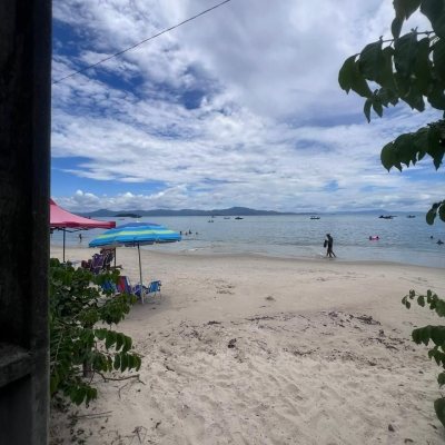 Casa Residencial com 152m², 2 quartos, 1 suíte, 2 garagens, no bairro Cachoeira Do Bom Jesus em Florianópolis