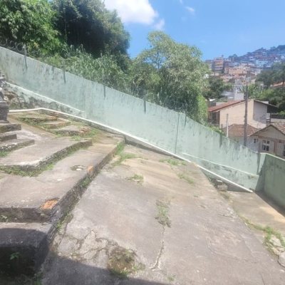 Casa Residencial com 90m², 2 quartos, 1 garagem, no bairro Agronômica em Florianópolis