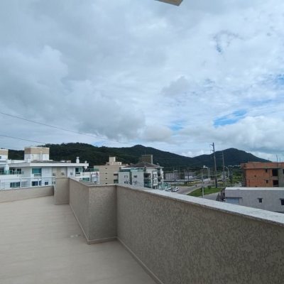 Apartamentos com 124m², 2 quartos, 1 suíte, 2 garagens, no bairro Ingleses do Rio Vermelho em Florianópolis