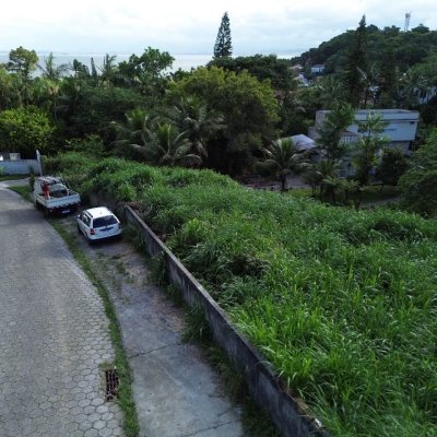 Terrenos Residenciais com 11211m², no bairro Sambaqui em Florianópolis