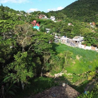 Terrenos Residenciais com 11211m², no bairro Sambaqui em Florianópolis