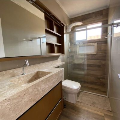 Casa Residencial com 189m², 3 quartos, 1 suíte, 4 garagens, no bairro Nossa Senhora Do Rosário em São José