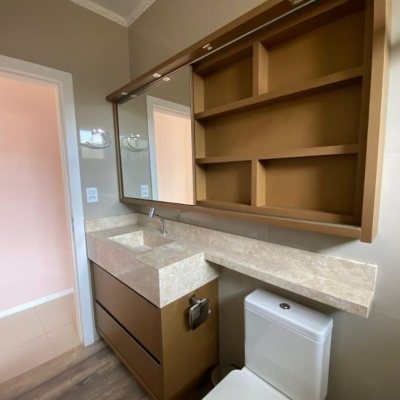 Casa Residencial com 189m², 3 quartos, 1 suíte, 4 garagens, no bairro Nossa Senhora Do Rosário em São José